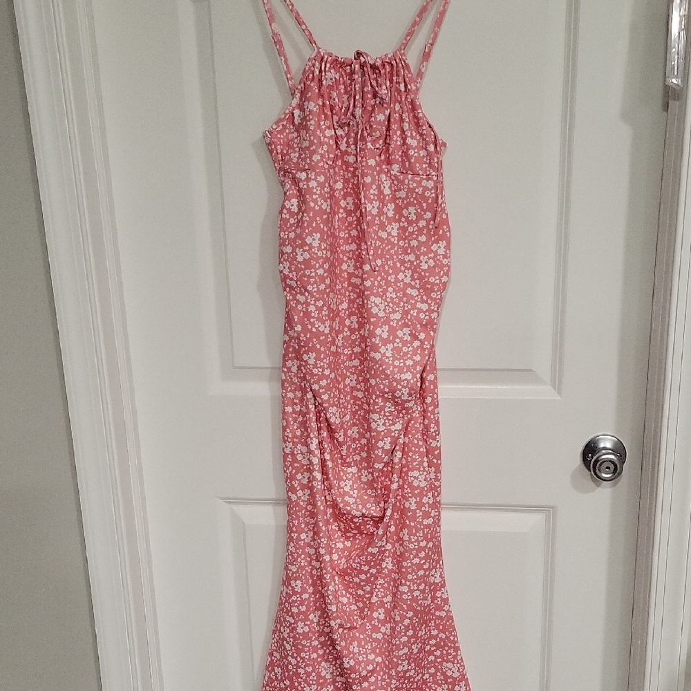 SHEIN  Maternity Pale Pink With White Flower Print Dress